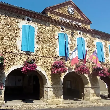 Hébergement de vacances La Bellecaze Cazaubon
